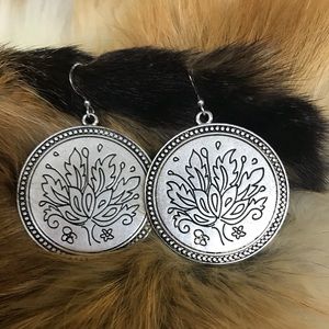 Jessica Simpson Earrings Sterling hooks